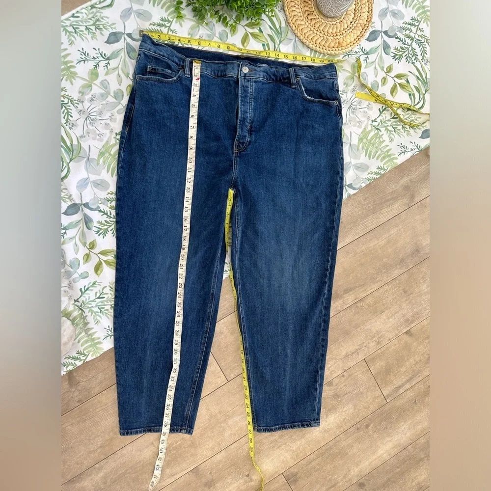 Old Navy Plus Women's Extra High Rise Jeans Sky Hi Straight Secret Slim Pockets